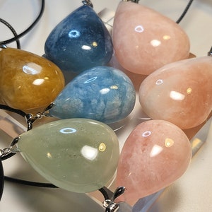 Pendentifs en forme de larme en morganite
