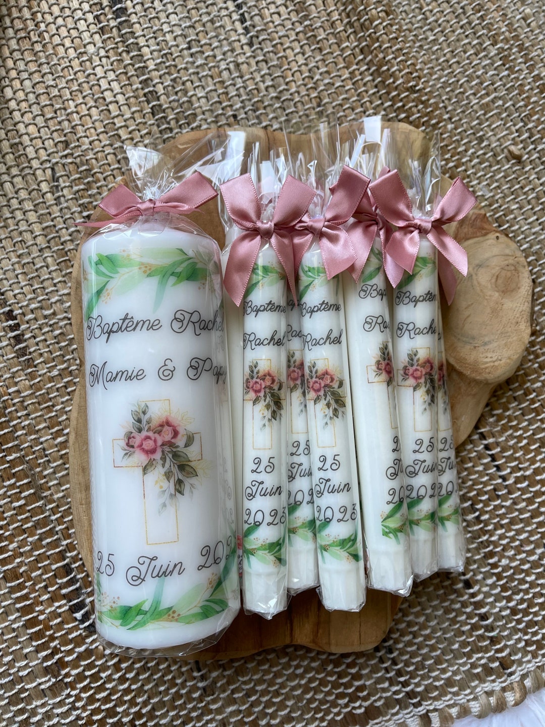 Cierge De Baptême Personnalisable - Bougie Blanche 25x7cm - Avec Nom Et Date - Croix Feuilles