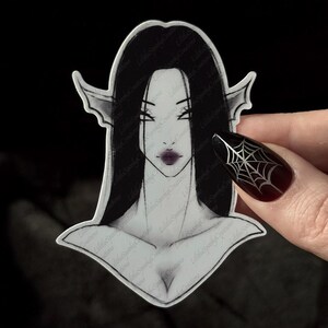 The Dark One – Edizione Sclera Bianca