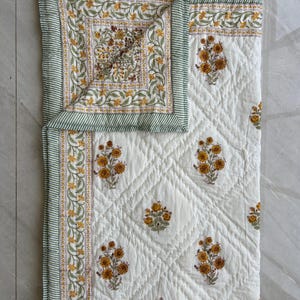 King Size Block Printed Handmade Indian Quilt, Reversible Floral Bedding Cotton Quilted Blanket, Jaipuri Razai, Comforter Bedspread, Gifts