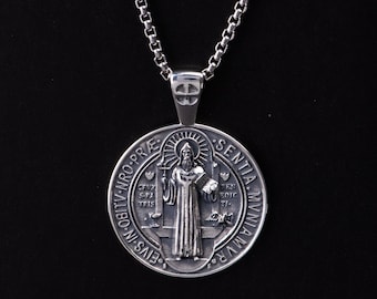 Medaglia di San Benedetto in argento sterling, collana dell'esorcismo di San Benedetto, amuleto protettivo con ciondolo a croce di Santo Padre Benedetto, gioielli religiosi