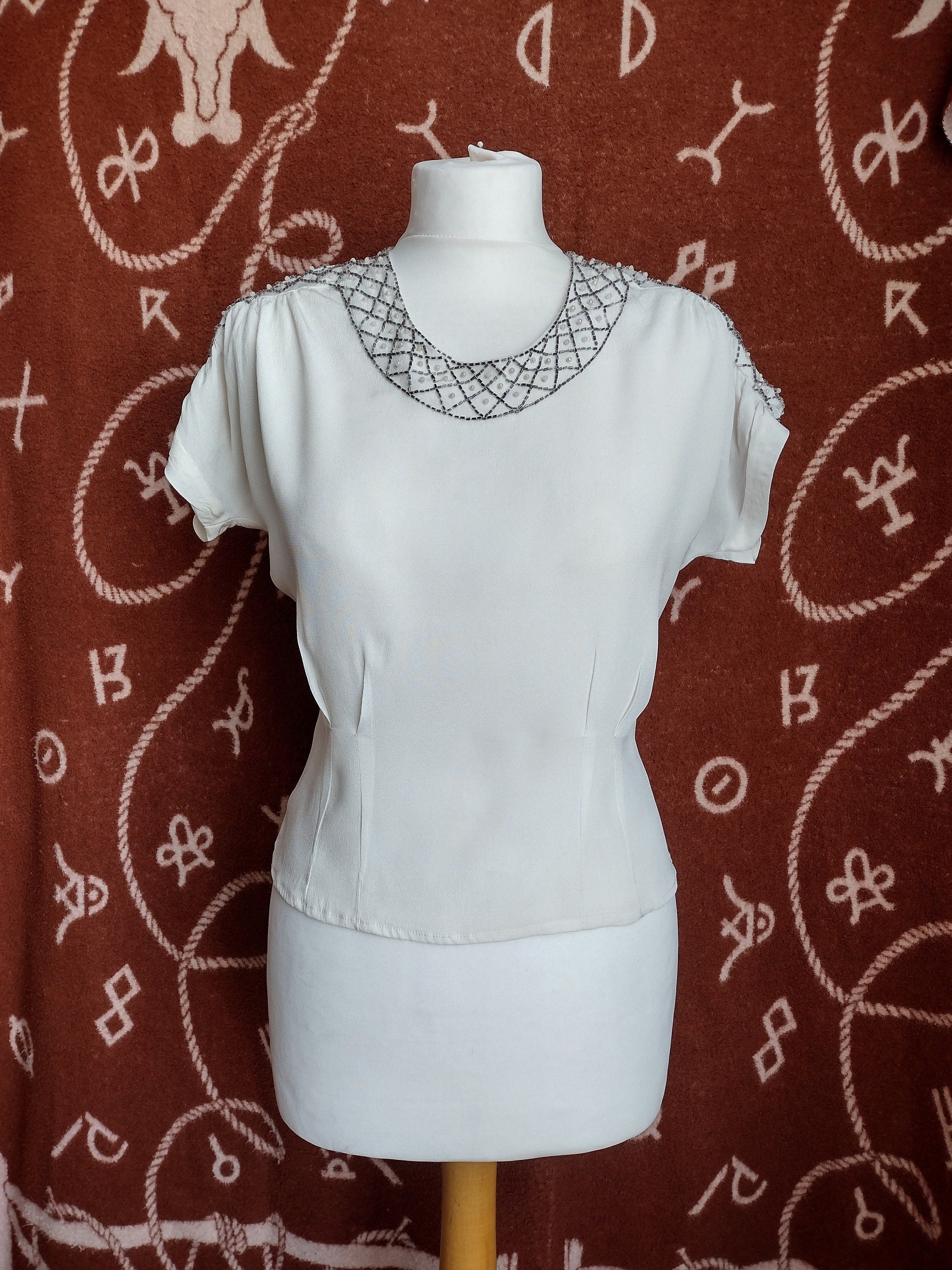 40’s 50’s lady's beaed top Simple, Glitzy Tops from the 1940s | witness2fashion