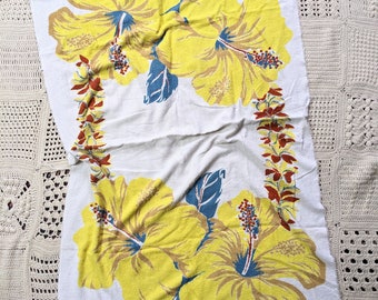 Vintage 1940s 1950s Terry Cloth Cotton Beach Towel Floral Hibiscus Print Hawaiian by CATALINA