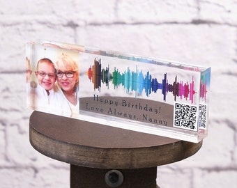 Soundwave Art QR Code | Song Plaque CUSTOM  | Sound Wave with QR Code | Mom Gift | Mothers Day Gift