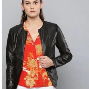 Women&#39;s & Girls 100% Genuine High Quality Lambskin Leather Moto Biker Jacket Slim-fit,Long Sleeves, Beautiful Look