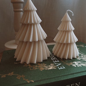 Christmas Tree, Unscented, Vegan Soy Wax Sculptural Candle, Perfect Gift and Home Décor for Christmas Parties and Events