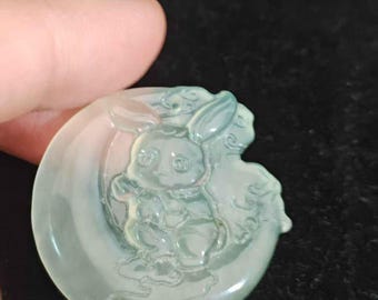 Kinesisk zodiak kanin jade snidat hänge, naturligt grönt jadeithänge, stenkaninberlocker, rephalsband, skydd, amulett, yogadekor 72