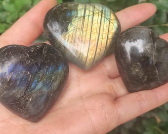 Ottieni 1 divertente statua a forma di cuore in pietra curativa in giada di cristallo intagliata, pietra grezza fatta a mano, cristallo di quarzo chakra, regali di compleanno Cm240