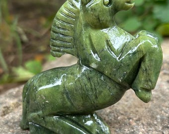 Natural Green Jade Carved 12 Zodiac Year Horse Animal Lucky Sculpture, Crystal  Animal Horse Statue Sculpture Nephrite Jade Stone Carved cm1