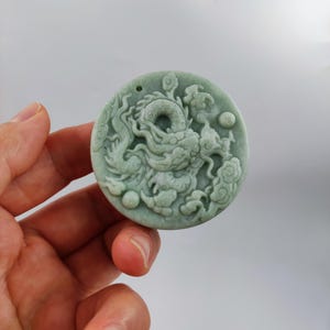 Pendentifs dragon en jade vert clair, jadéite de qualité A, pendentif amulette dragon pour homme, collier Loong dragon chinois, talisman amulette breloque dragon