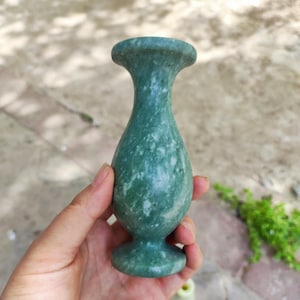 Real Jade Stone hand carved flower vase ,Jadeite Soapstone Natural Green Jade Carving Bottle Vase Jar Jasper Quartz Jardiniere Flower Bottle