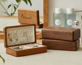 Caja de joyería de madera maciza personalizada, caja de joyería de viaje personalizada, caja de joyería para pendiente pulsera anillo collar organizador, caja de madera de nogal