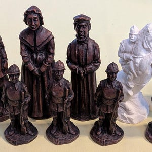 Roundheads Chess Moulds