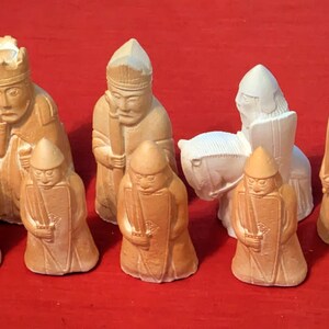 Medieval 4 Chess Moulds