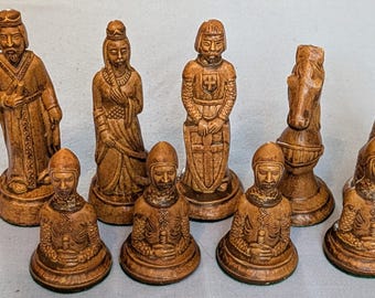 Medieval 202, Chess Moulds