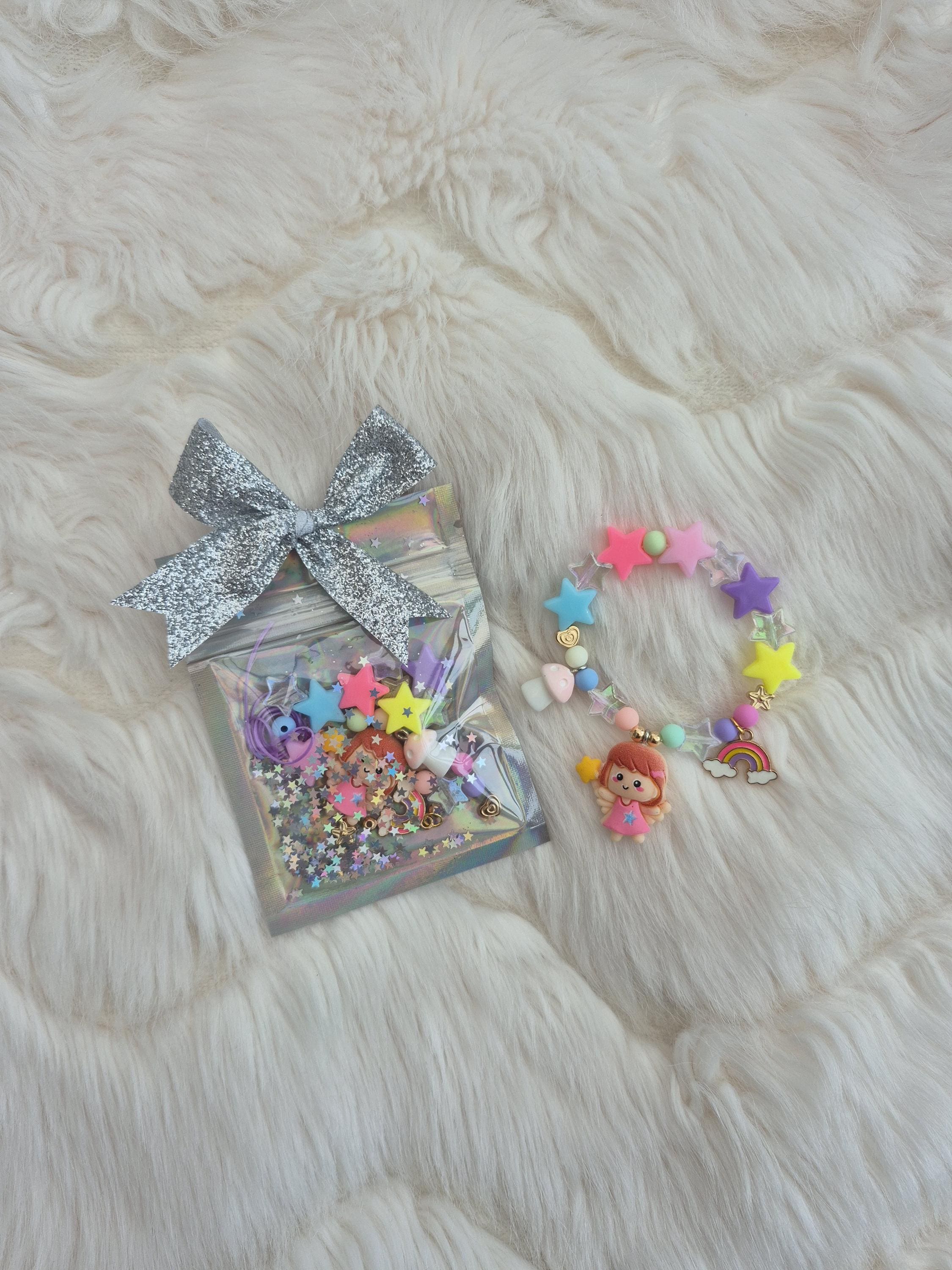 PUWOWYE Regalo di compleanno per bambini, invitati, 100 pezzi Pinata Kit Piccolo Regalo Compleanno Bambino Unicorno Dinosauro, Party Favors Riempimento per Ragazzo, Ragazza per Regalo di Classe