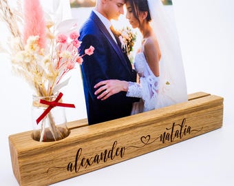 Personalized card holder, picture rail with engraving and vase, gift for wedding, wooden wedding or anniversary