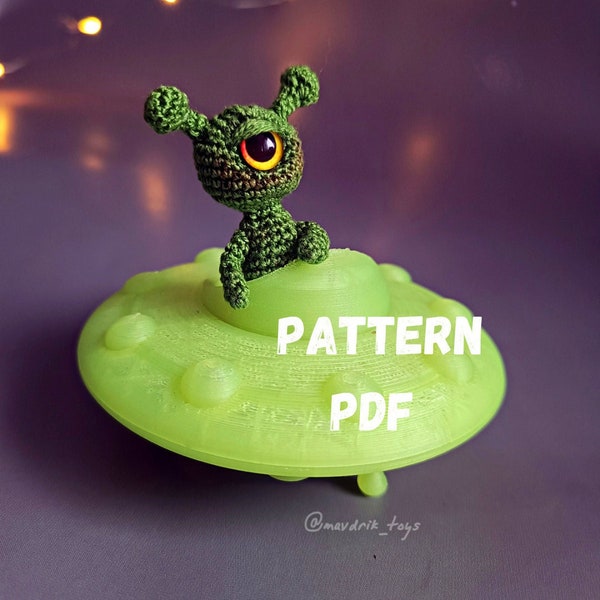 Pattern little alien crochet DIY tutorial in English