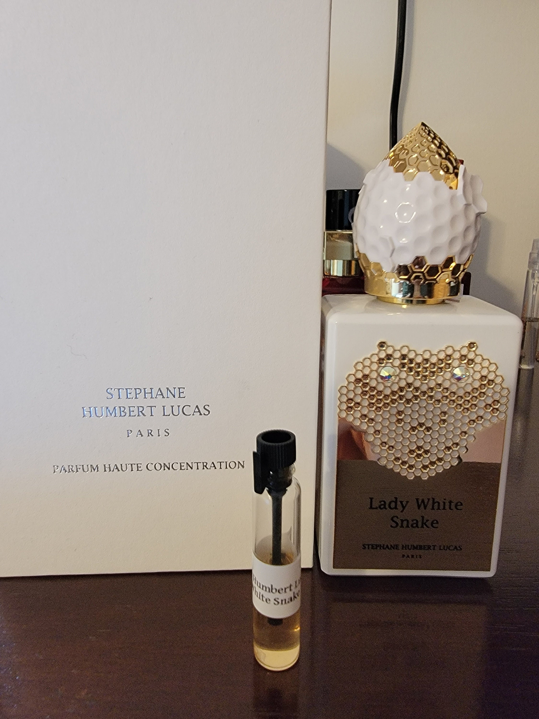 Stephane Humbert Lucas Lady White Snake Eau De Parfum 0.8 -  Finland