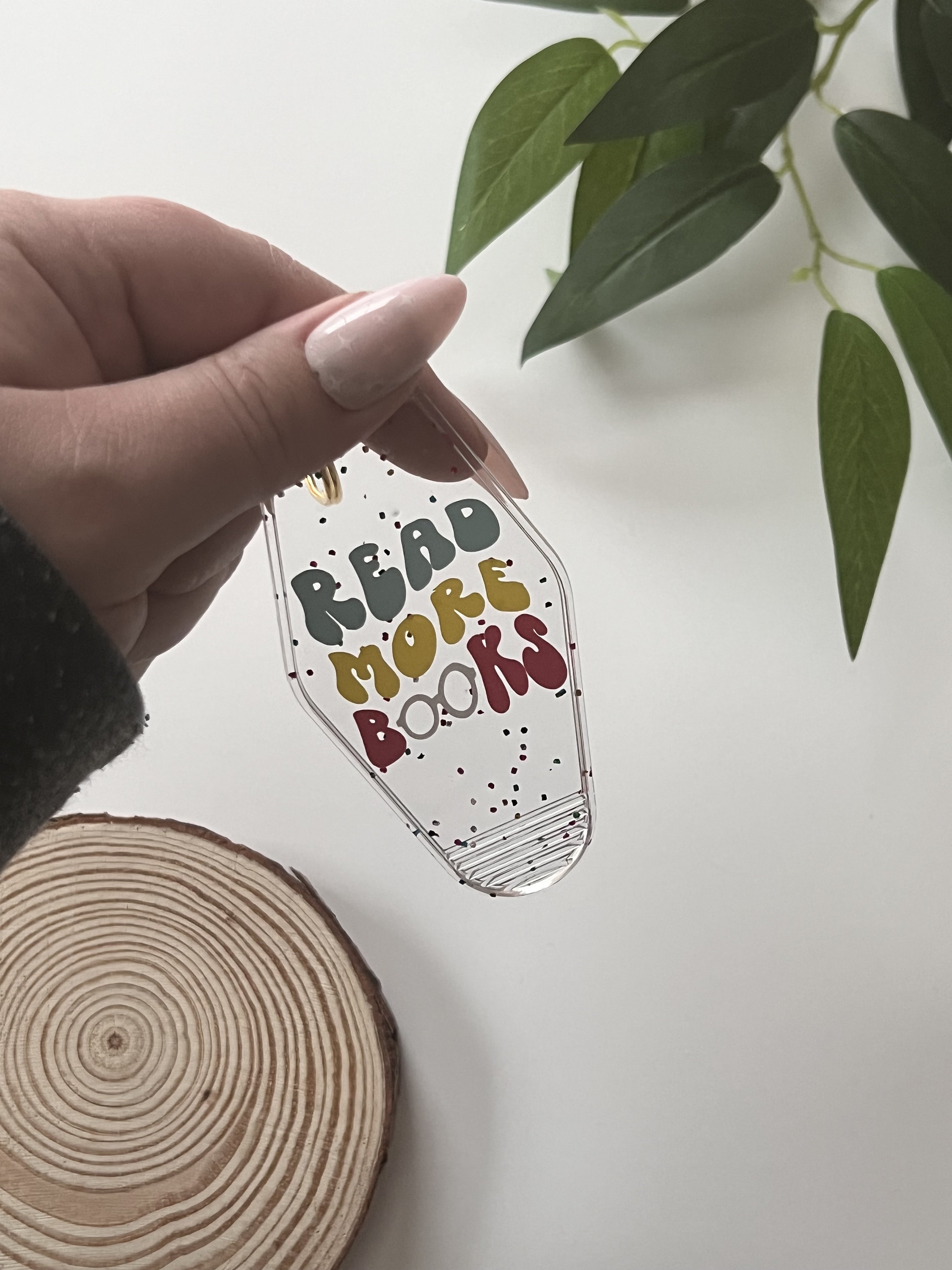 Read More Books | Motel Style Keychain