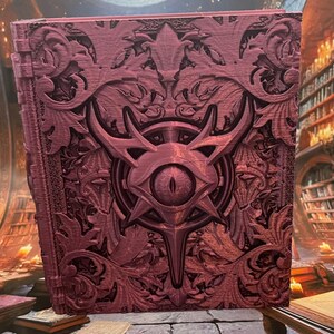 Tome de démoniste – Boîte de rangement pour dés et cartes imprimés en 3D | Pactes obscurs | PLA soie rose/noir