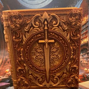 Fighter Tome – Caja de almacenamiento de dados y cartas impresa en 3D / Maestría en artes marciales / PLA de seda de cobre