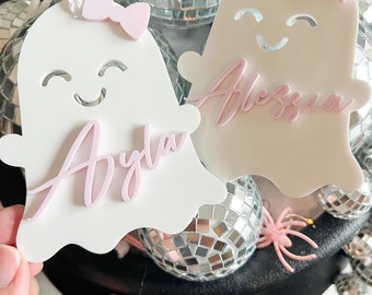Personalized Halloween Gift Tag, Name Ghost Tag, Trick Or Treat Basket Tag, Gift Tag, Acrylic Tag, Gifts for kids, Ships Fast