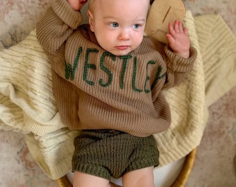 Personalisierte Jungen Baby Name Pullover | Hand bestickter Strick-Namens-Pullover für Kinder | Benutzerdefinierte stricken Säugling Pullover | Neugeborenen Geschenk | Weihnachtsgeschenk