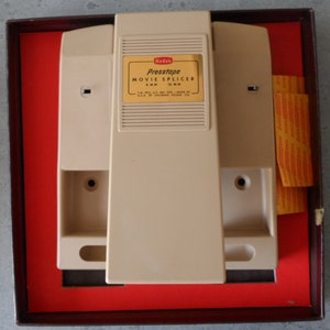 KODAK 8MM and 16MM Film Splicer, Includes Manual (PDF) and Original Box V2
