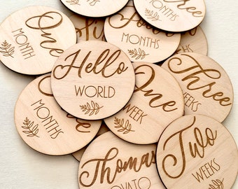 Wooden Monthly Milestone Marker , Hello World , Personalized Newborn Birth Photo Prop , Baby Monthly Milestone , Unique Gift For New Parents