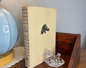 THE BLACK STALLION by Walter Farley 28th Printing 1941, Vintage Children's Book, Hardcover Book, Vintage Book Decor, Beige Vintage Book