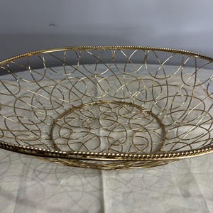 Vintage Metal Gold Oval Wire Basket For Bread,Fruit, Holidays, Kitchen, Display, Decorating Basket, Gold Basket