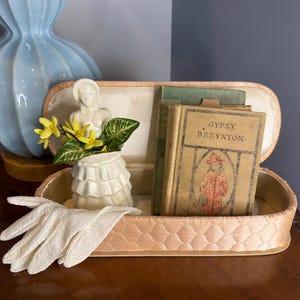 Vintage Selwell Quilted Satin Handkerchief, Glove Box, Large, Pink/Peach, Vanity Decor, Vanity Storage, Bathroom Storage, Makeup Box