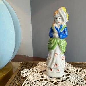 Vintage Porcelain Victorian Lady Figurine Made In Occupied Japan 5&quot; Tall