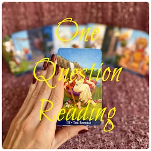 One Question Tarot Reading – 5 Card Psychic Spread for Love, Career, or Life Guidance