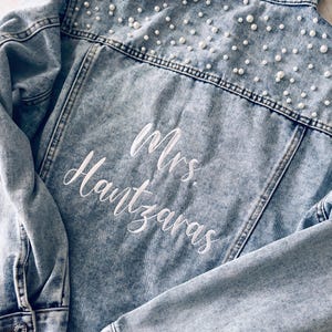 Embroidered Bride Pearl Denim Jacket, Women&#39;s Jean Jacket, Future Mrs. Jacket, Custom Personalized Jacket, Wedding Jean Jacket, Wedding Gift
