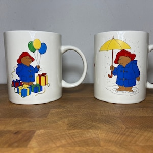 Paddington & Co Douwe Egberts 2009 Mugs - Set of 2! Coffee mug bear cartoon England animated tv serie cute animal brown bear drinking glass