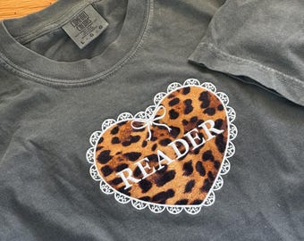 Leopard Heart Reader Applique T-Shirt | Coquette Lace Book Lover Tee | Cute Bookish Shirt | Reader Gift