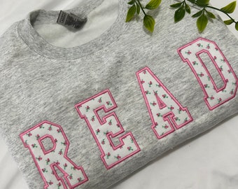 Tulip fabric embroidered read sweatshirt