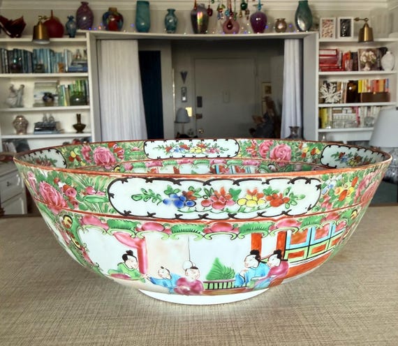 Antique Chinoisserie Chinese Famille Bowl, Qing Dynasty Style, Figural & Floral Medallions