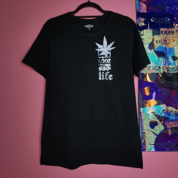 czarna koszulka Łódź young sad life Ciemiega upcycling eko basic t-shirt liść konopny brokatowy nadruk bawełna unikatowy egzemplarz