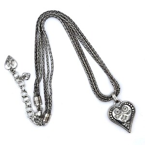 BRIGHTON FRENCH QUARTER Herz Anhänger Dreibettzimmer Kette Halskette Silber überzogen 43 cm Bild 4