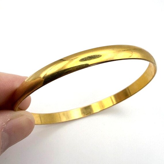 Vintage 14K Solid Gold Round Bangle Bracelet Eleg… - image 1