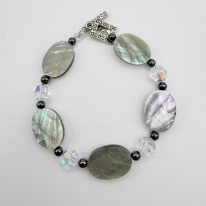 Mother of Pearl Abalone AB Crystal Hematite Bracelet Silver Tone Toggle 7"