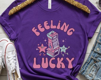 Feeling Lucky Retro Slot Machine T-Shirt: Vintage Casino Vibes