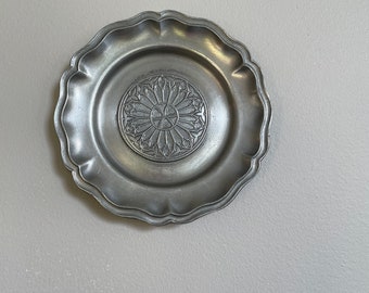 Pewter Dish, Pewter Wall Decor, Vintage Finstain Les Potstainiers Hutois Pewter Plate