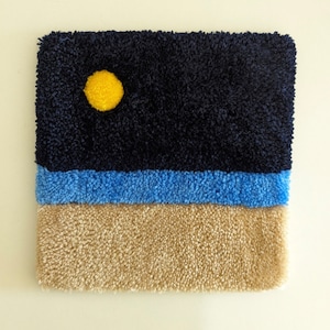 Full Moon Tufting Rug