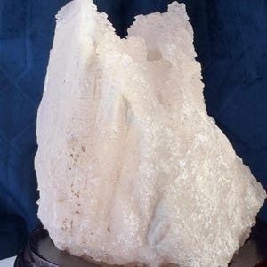 Pink Feather Calcite Crystal: UV Reactive China Specimen, Boho Altar Stone image 10