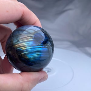 Flashy Labradorite Sphere with Electric Blue Striations, Unique Flash – Hand-Polished Crystal Ball for Transformation | Collector Stone (N)