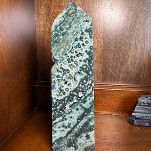 Soothing Statement Sea Jasper Tower with Druzy Pockets – 7.5&quot; Ocean-Inspired Crystal from Madagascar | 1LB+ Polished Orbicular Jasper Decor